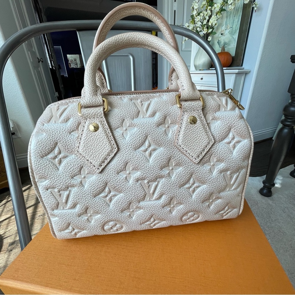 SPEEDY BANDOULIÈRE 20 
Color: Beige Clair - Picture 2 of 11